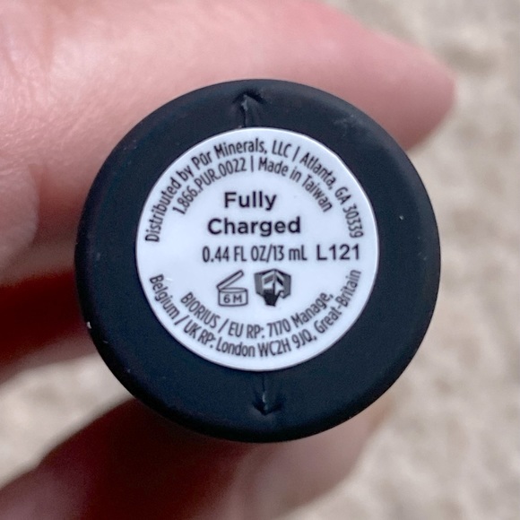 Pur Cosmetics Fully Charged Mascara in black. Brand new, unopened. - Picture 2 of 3